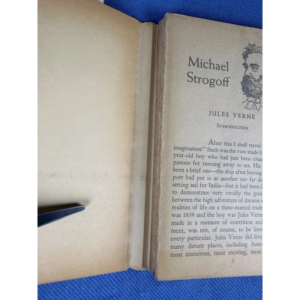 Lot of 2 Jules Verne Sci-Fi Books Master of the World & Michael Strogoff